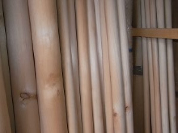 画像3: 手すりに最適「丸棒(1,900mm×直径45・60・90mm)」天然木青森ヒバ (3)