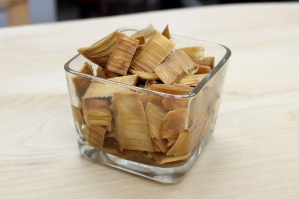 画像2: 袋入600g「厳選！赤身ヒバチップ」青森ヒバ (2)