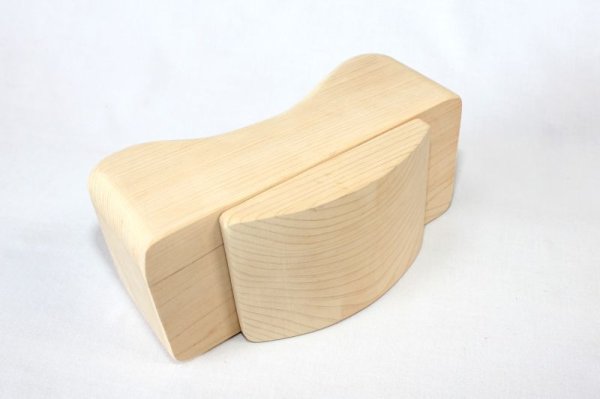 画像3: こだわりの「木枕」青森ヒバ製 (3)