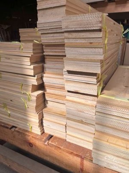 画像4: 「綺麗に仕上がった短めのうすい板」長さ340〜800mm　青森ヒバ (4)