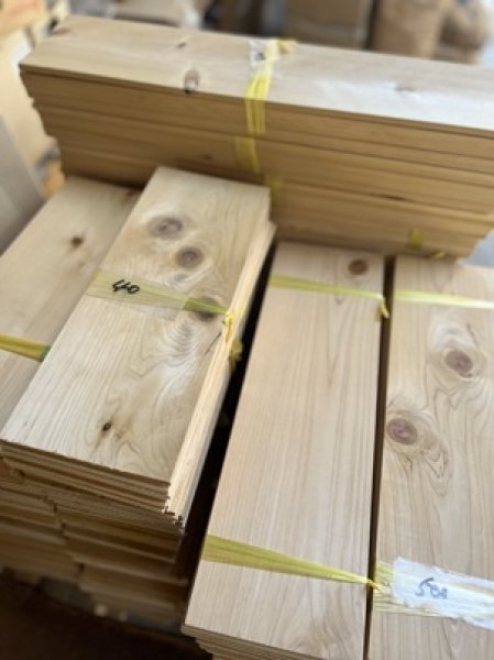 画像2: 「綺麗に仕上がった短めのうすい板」長さ340〜800mm　青森ヒバ (2)